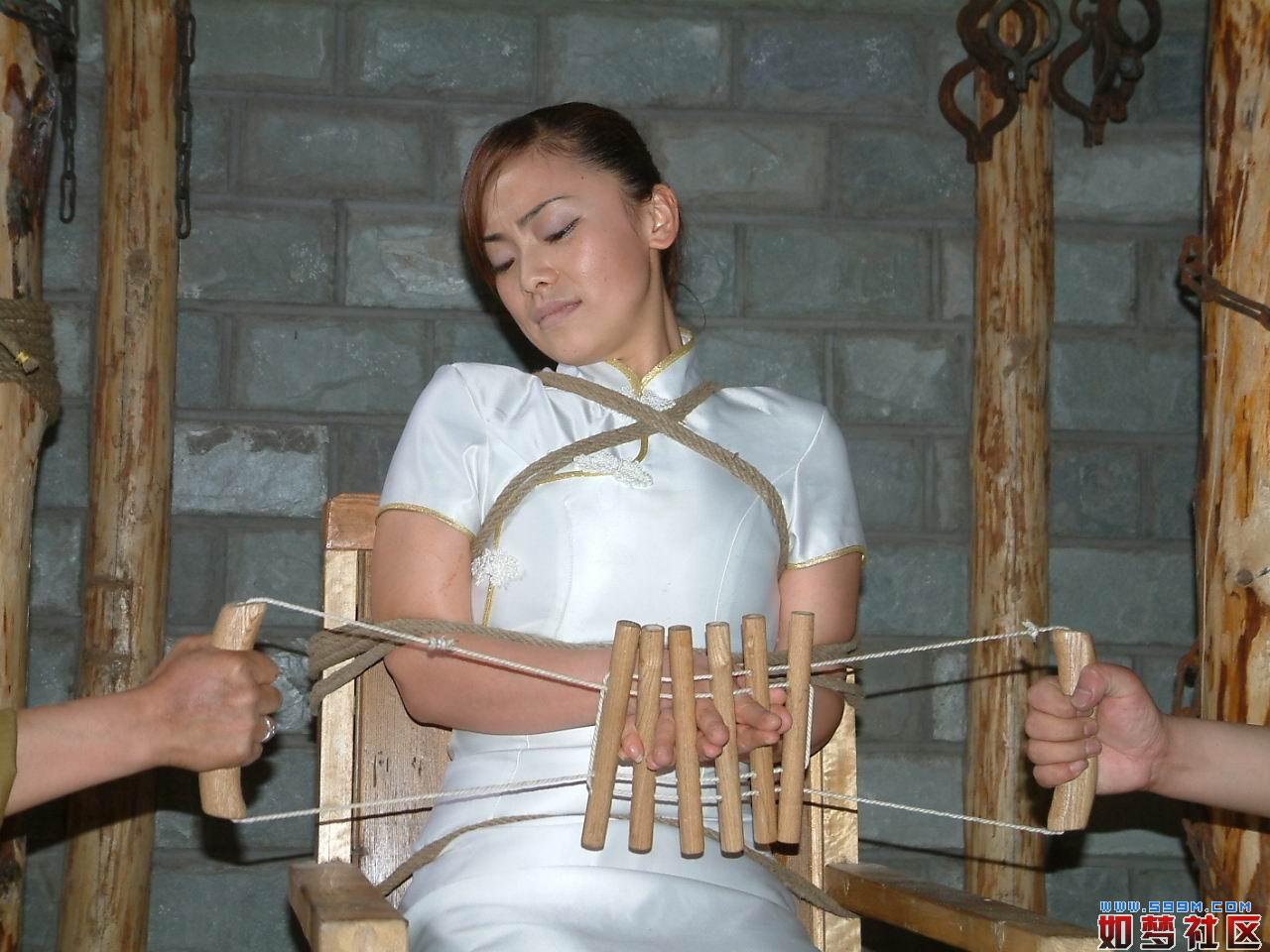 Sorry, Cheongsam bondage models Fill Cheongsam bondage models